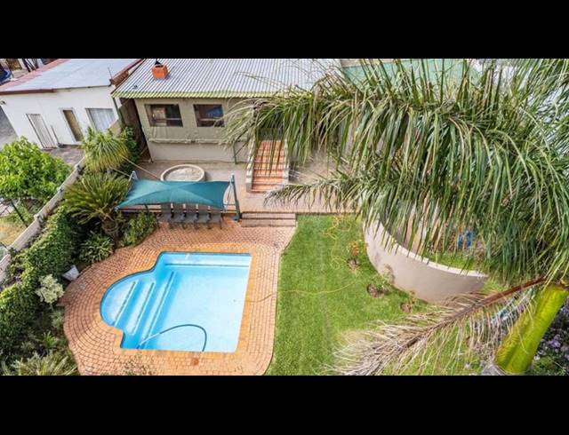 3 BEDROOM HOUSE FOR SALE IN MOUNTAIN VIEW